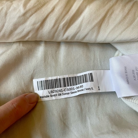 Quince Ivory Washable Stretch Silk Dolman Sleeve Blouse - L - Picture 5 of 7